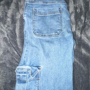 Women’s Straight Leg Cargo Jeans